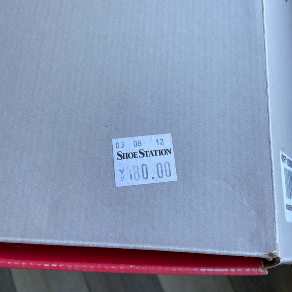 SOLD - NIB Hunter Tall Rain-boots- Black Women’s Size 7 - Picture 3 of 12